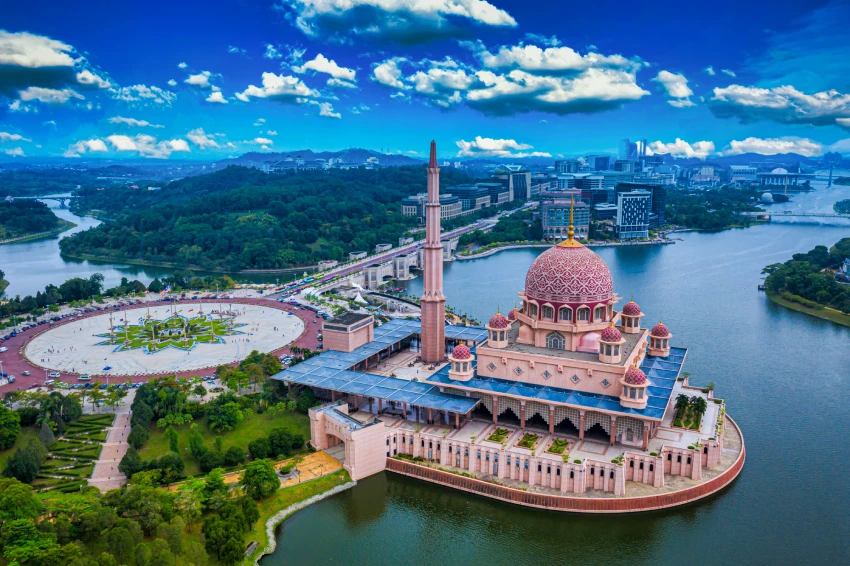 Post-study work opportunities in Malaysia